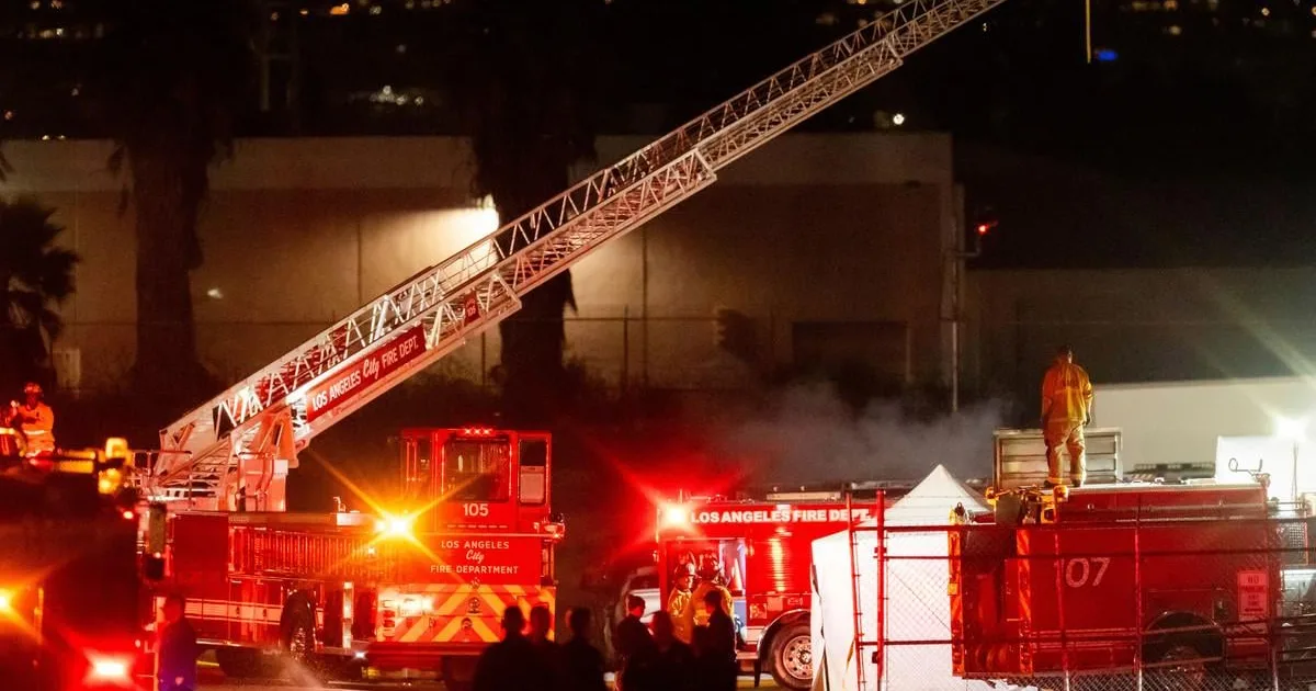Vrtuľník havaroval na predmestí Los Angeles